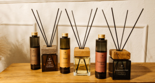 Namų kvapai su lazdelėmis